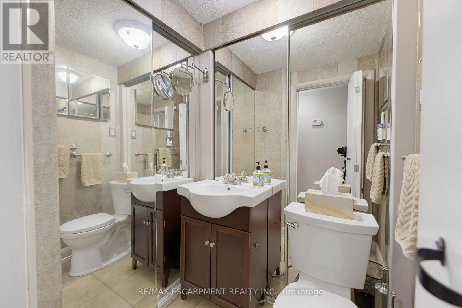 1316 Nevarc Drive Property Photo 18
