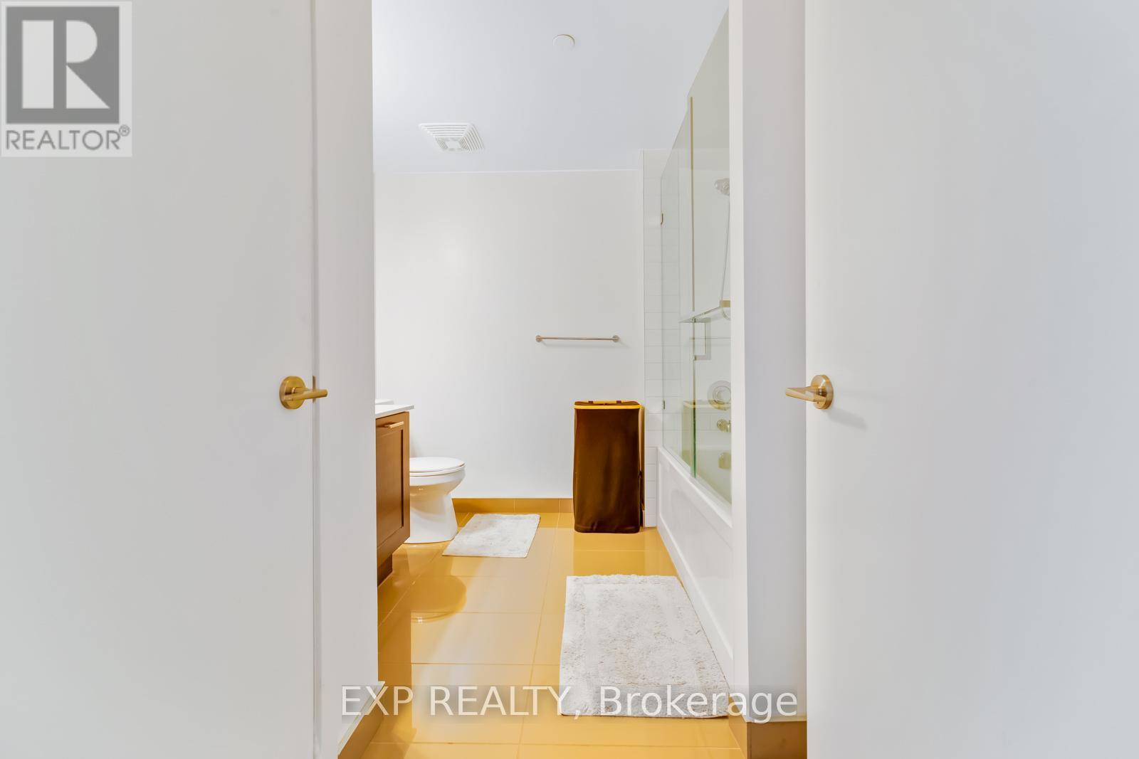 2509 - 2212 Lake Shore Boulevard W Property Photo 15