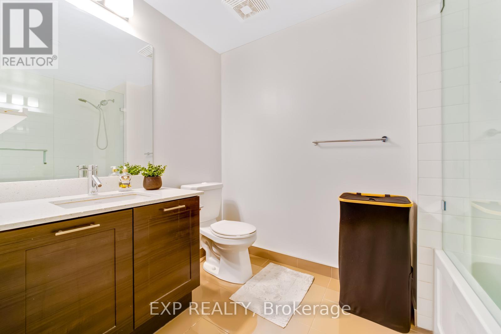 2509 - 2212 Lake Shore Boulevard W Property Photo 16