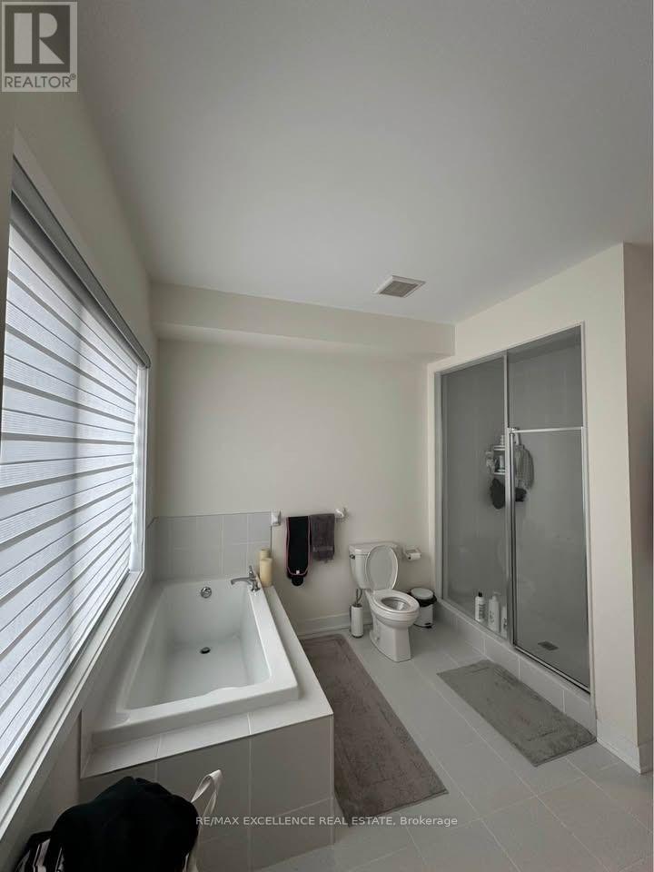87 William Duncan Road Property Photo 11