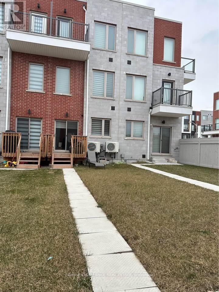 87 William Duncan Road Property Photo 18