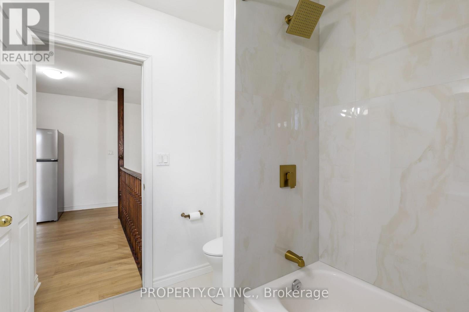 3 - 121 Melrose Street Property Photo 13