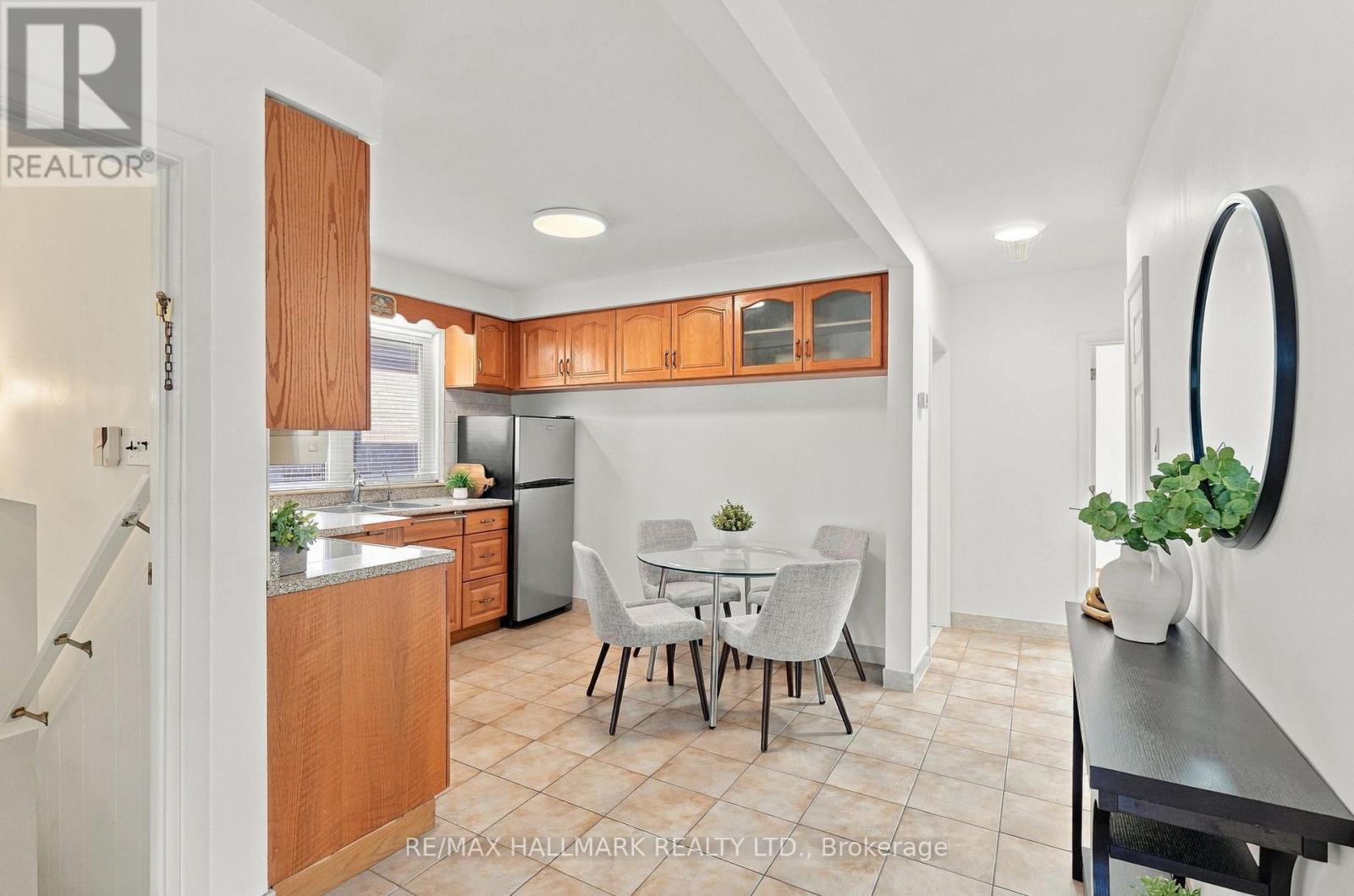 29 Willowbrook Road Property Photo 9