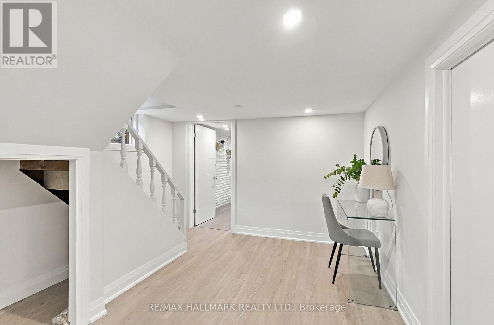 29 Willowbrook Road Property Photo 21