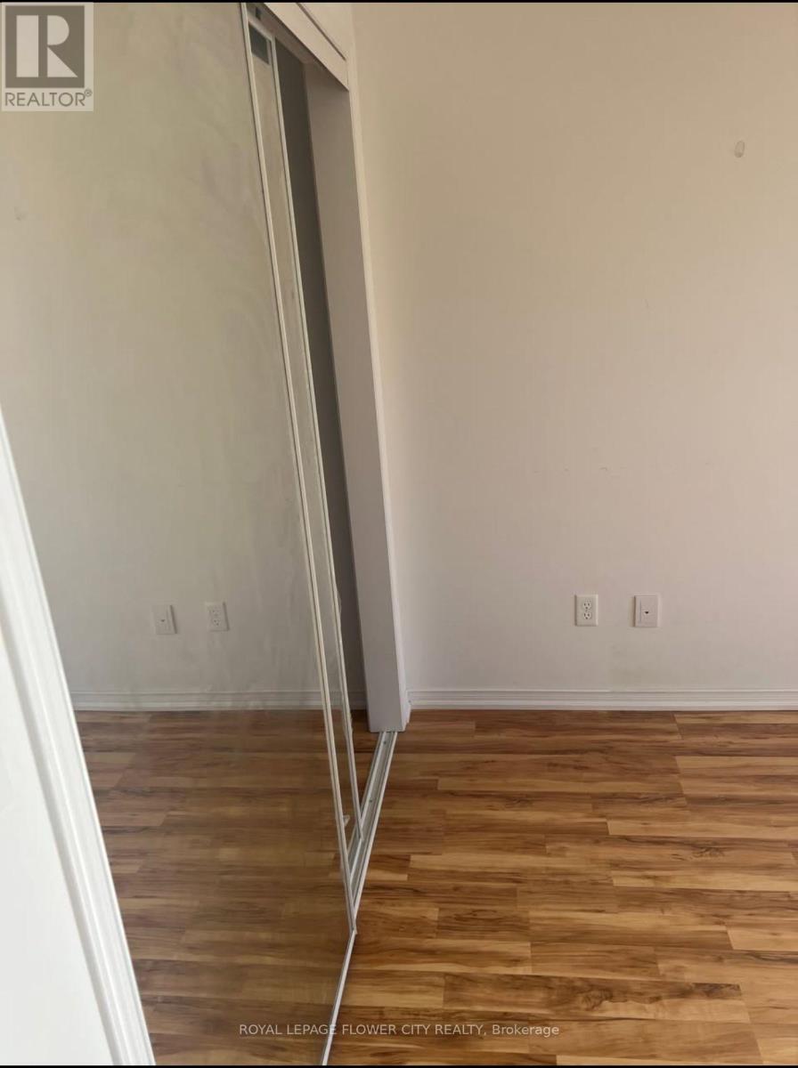 9 - 2488 Post Road Property Photo 10