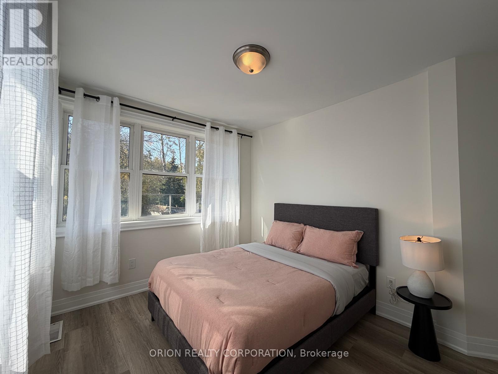 1016 Haig Boulevard Property Photo 23