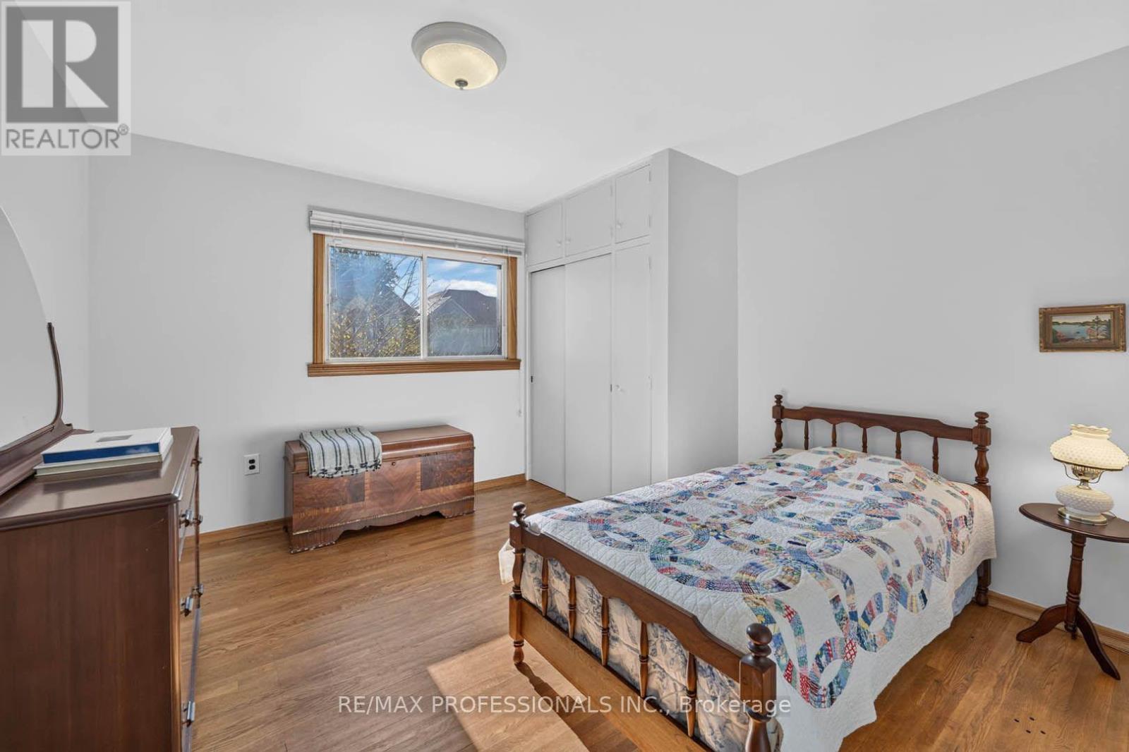 2467 Edenhurst Drive Property Photo 16