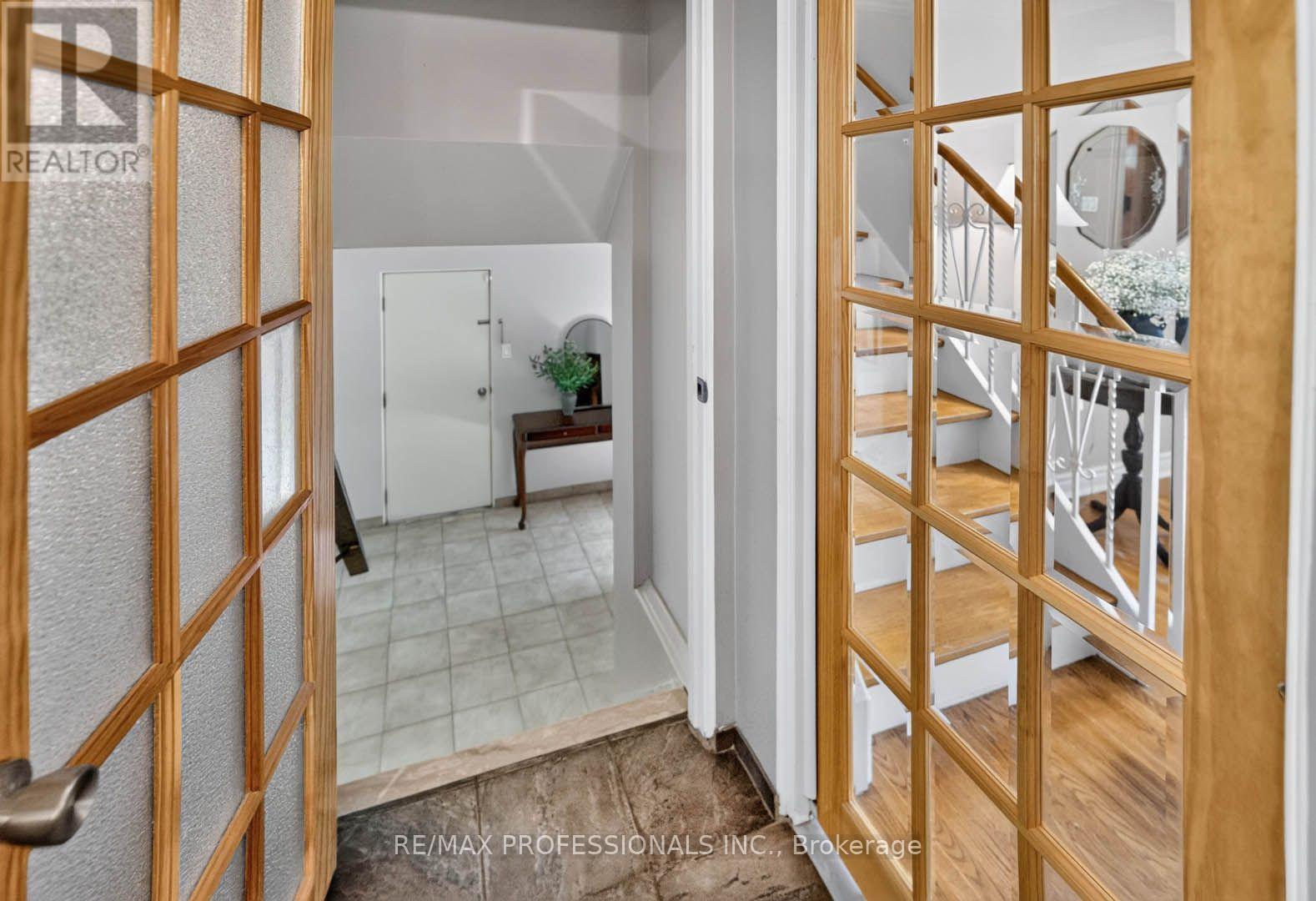 2467 Edenhurst Drive Property Photo 21
