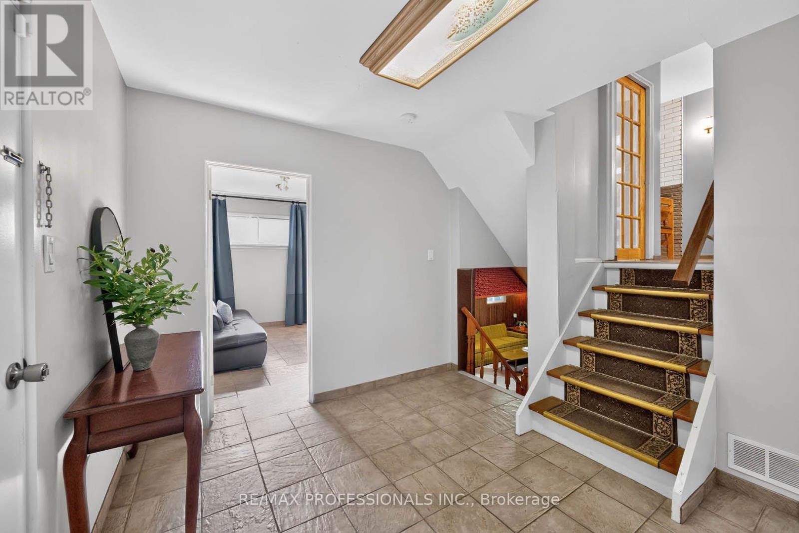 2467 Edenhurst Drive Property Photo 22