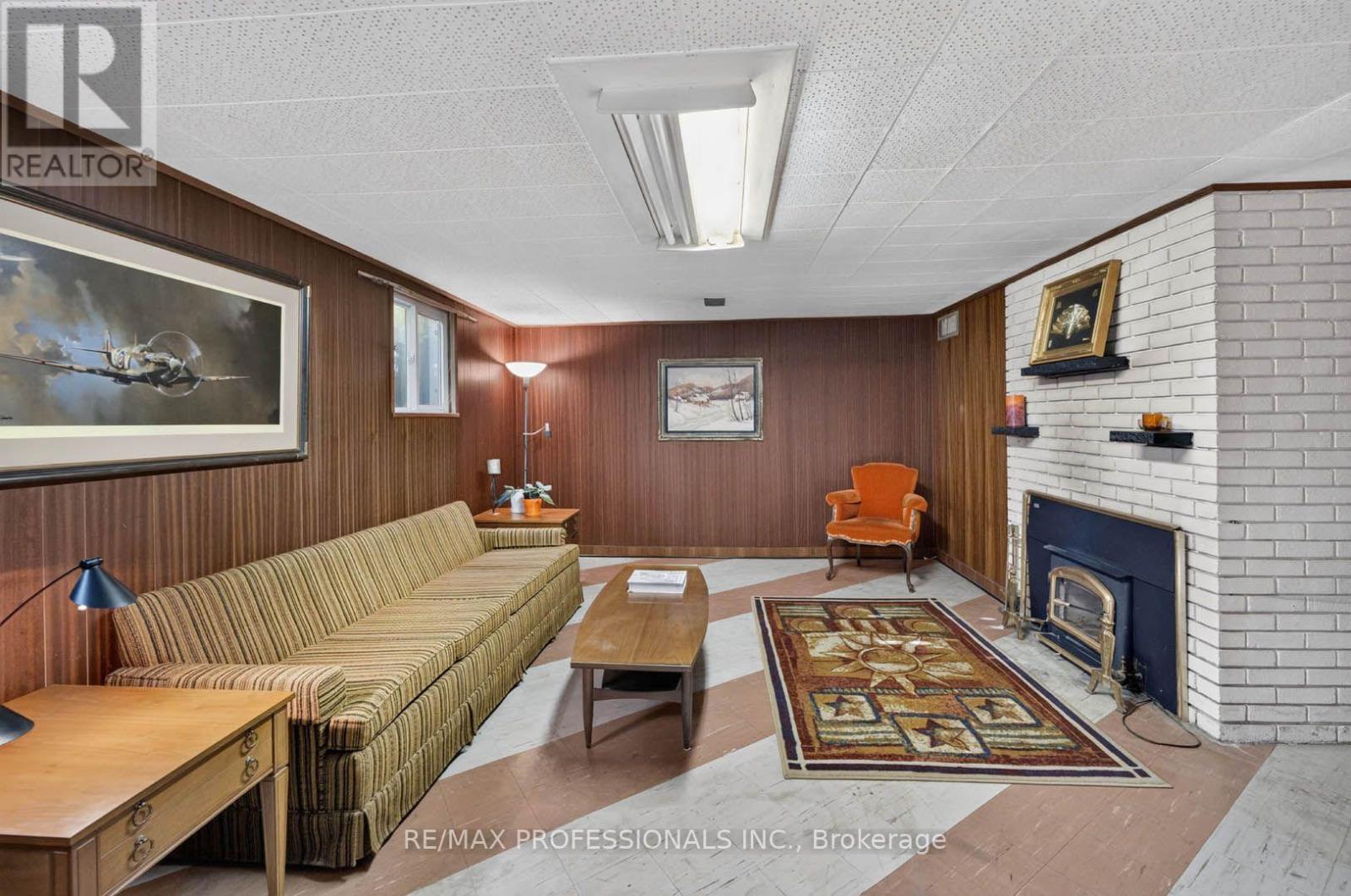 2467 Edenhurst Drive Property Photo 29