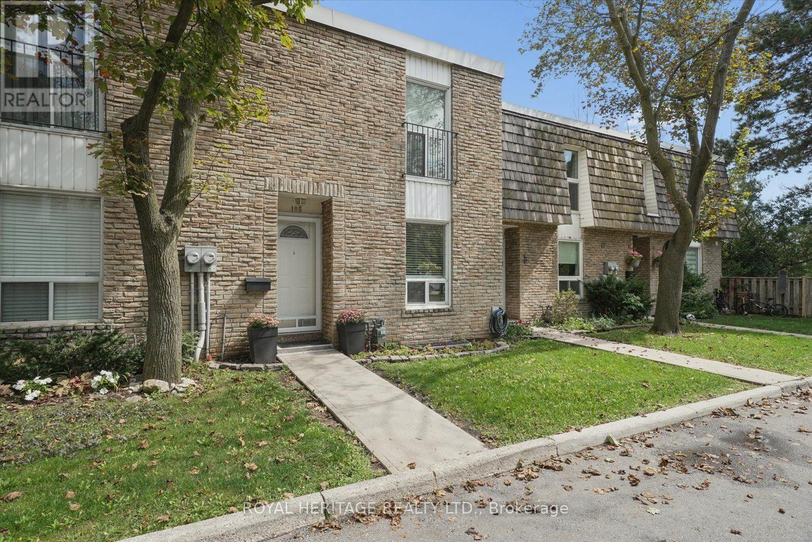 105 - 701 Burnhamthorpe Road Property Photo 2