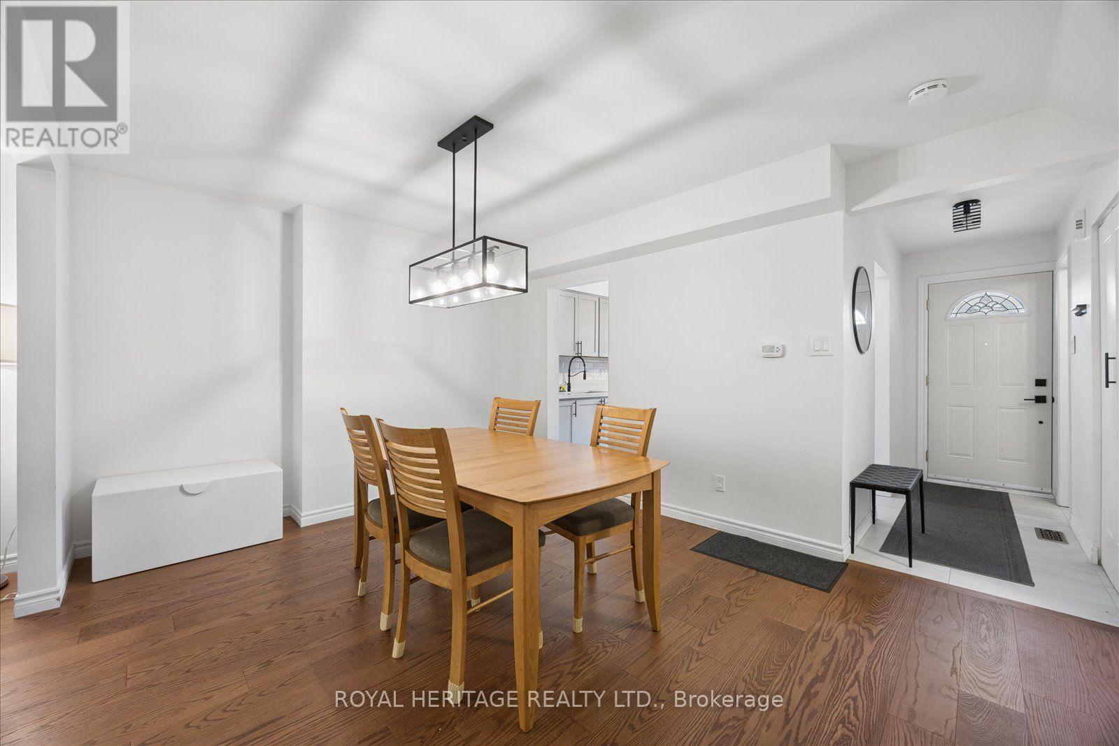 105 - 701 Burnhamthorpe Road Property Photo 12