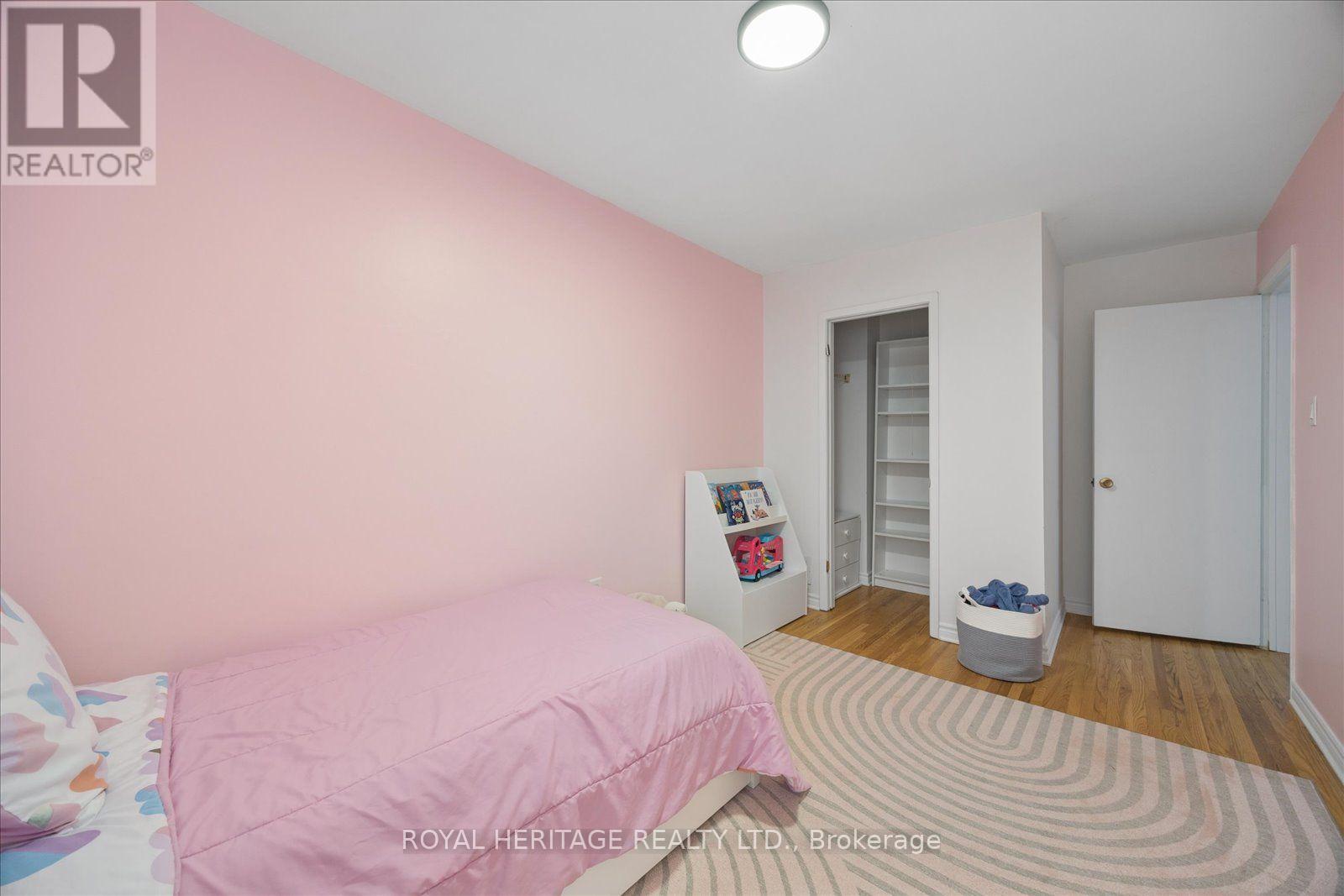 105 - 701 Burnhamthorpe Road Property Photo 24
