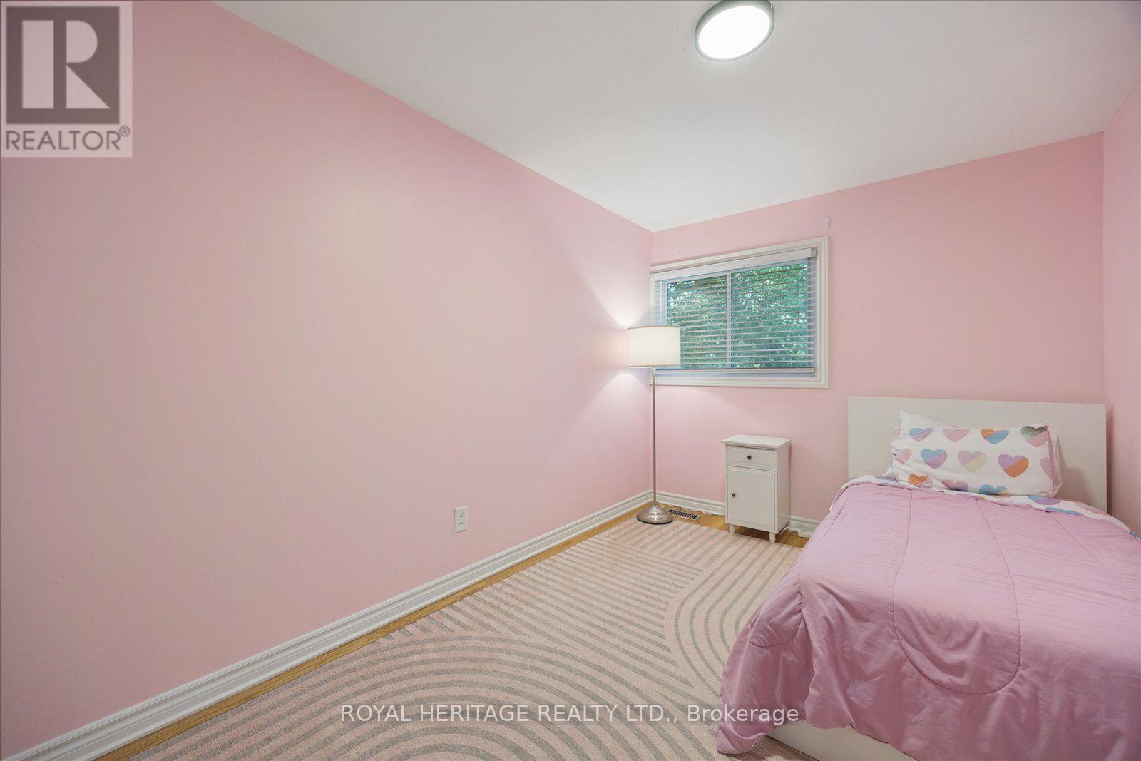105 - 701 Burnhamthorpe Road Property Photo 25
