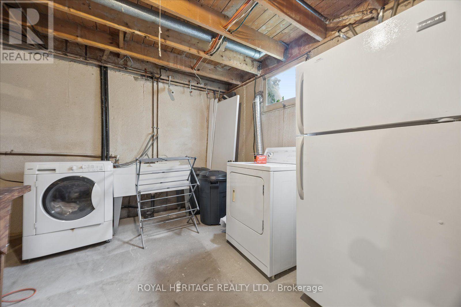 105 - 701 Burnhamthorpe Road Property Photo 32