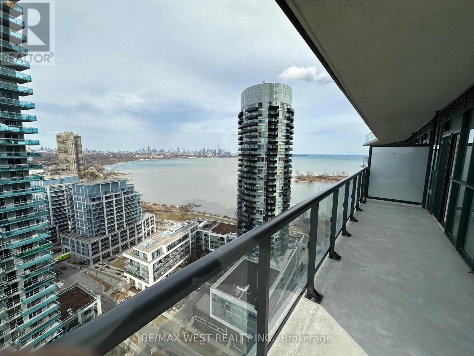 2511 - 38 Annie Craig Drive Property Photo 3