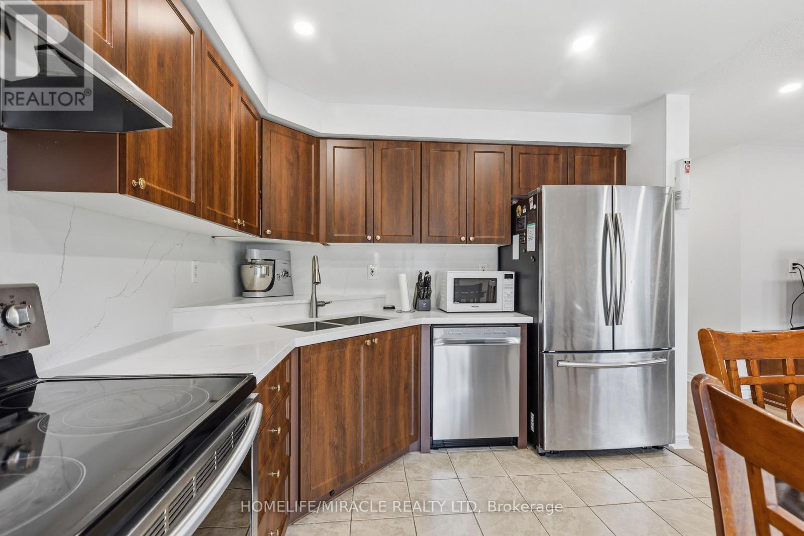 1405 Mcdermott Way N Property Photo 15
