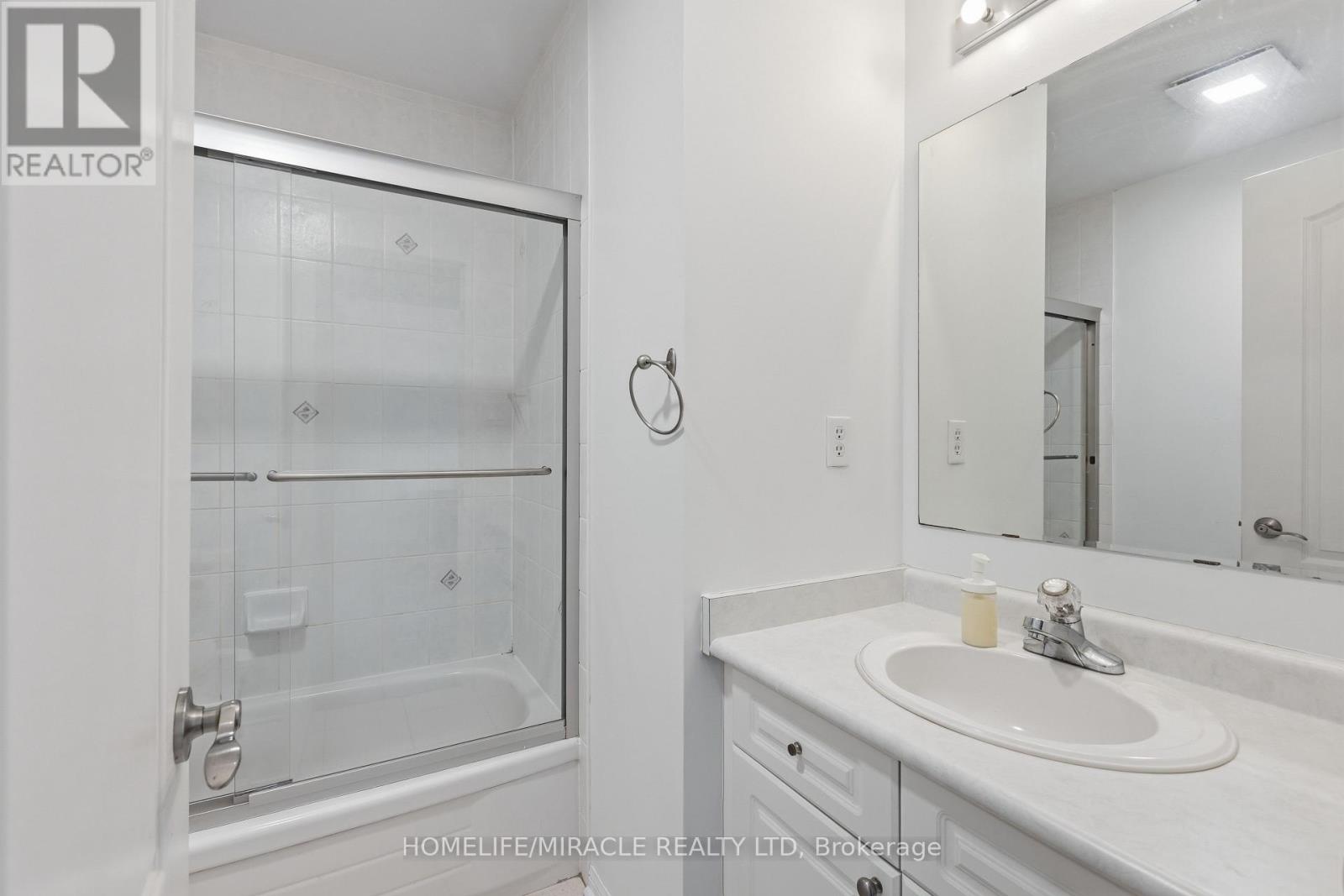 1405 Mcdermott Way N Property Photo 20