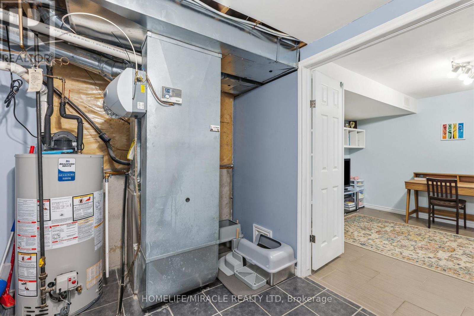 1405 Mcdermott Way N Property Photo 36