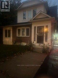 88 King Street W Property Photo 1