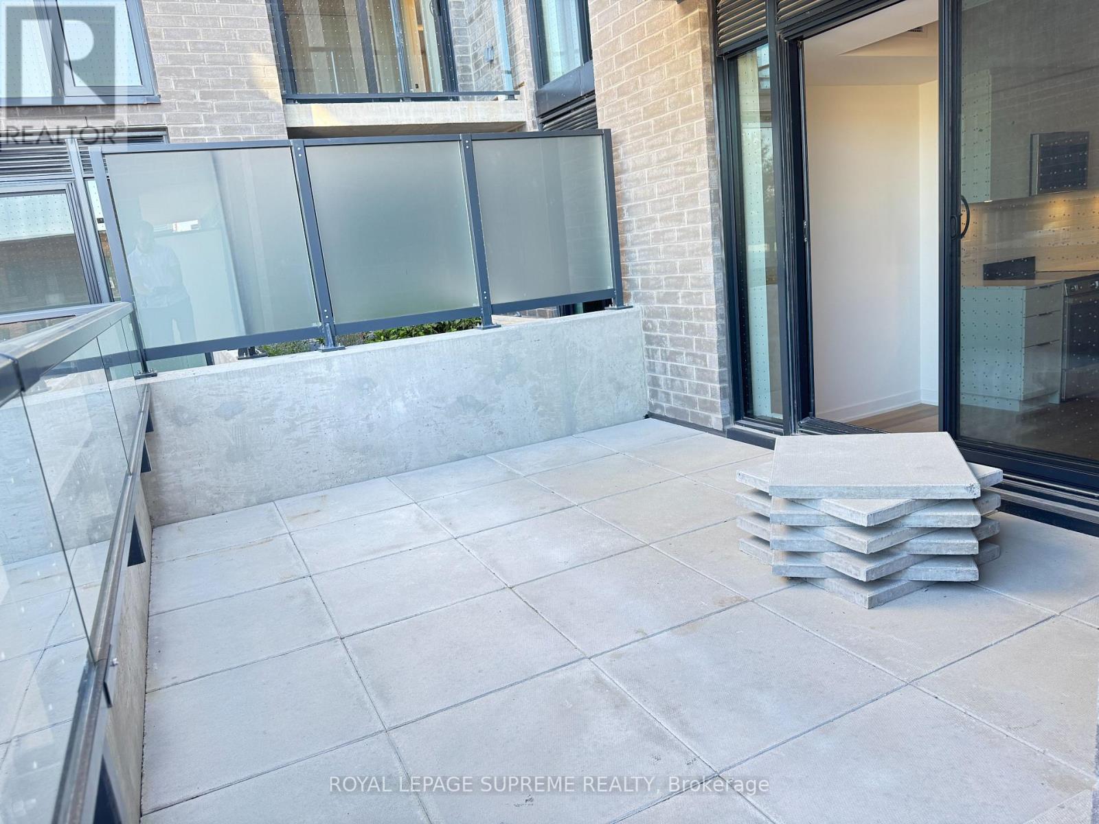 309 - 1 Vine Avenue Property Photo 12