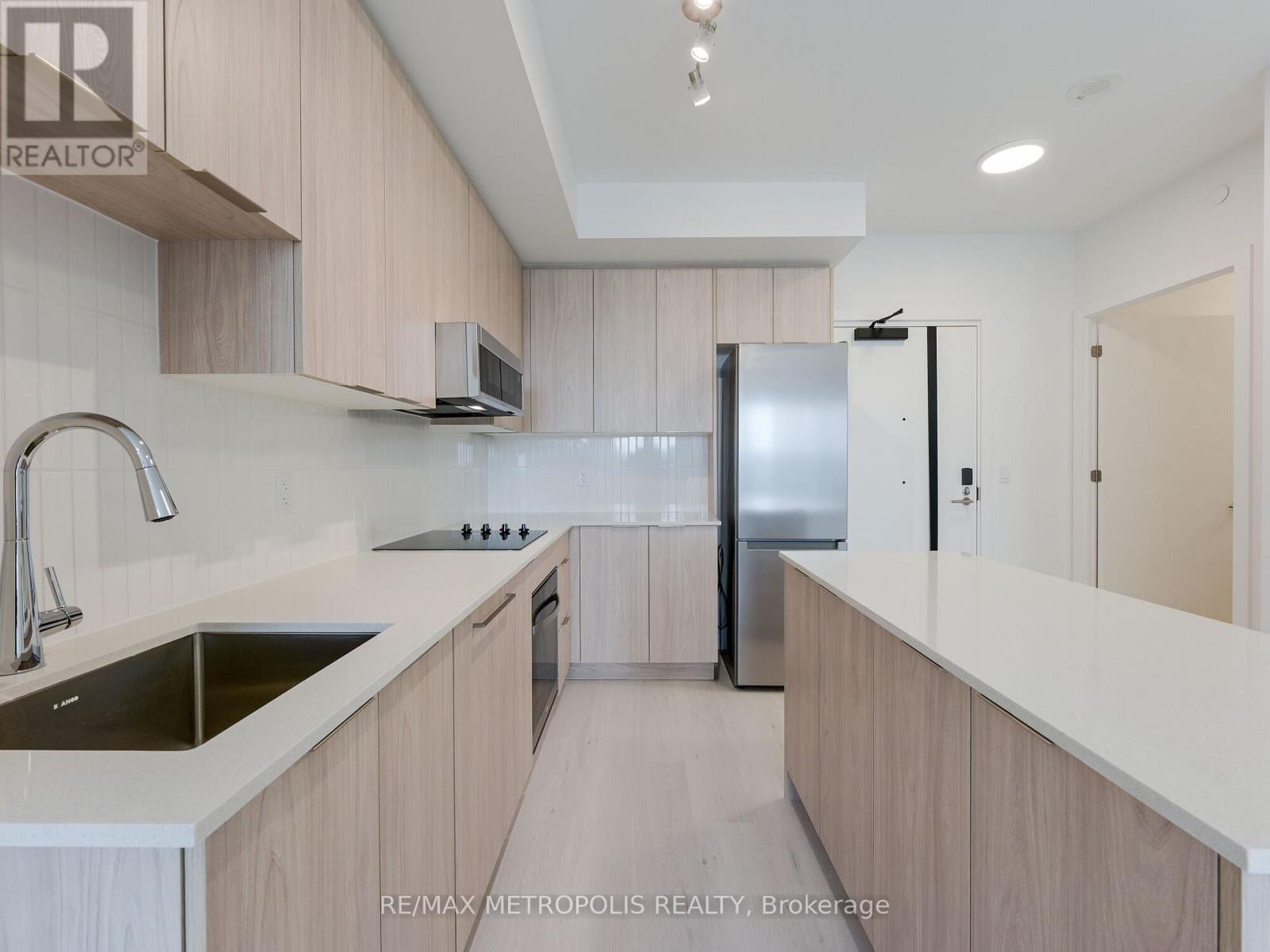 246 - 2501 Saw Whet Boulevard Property Photo 6