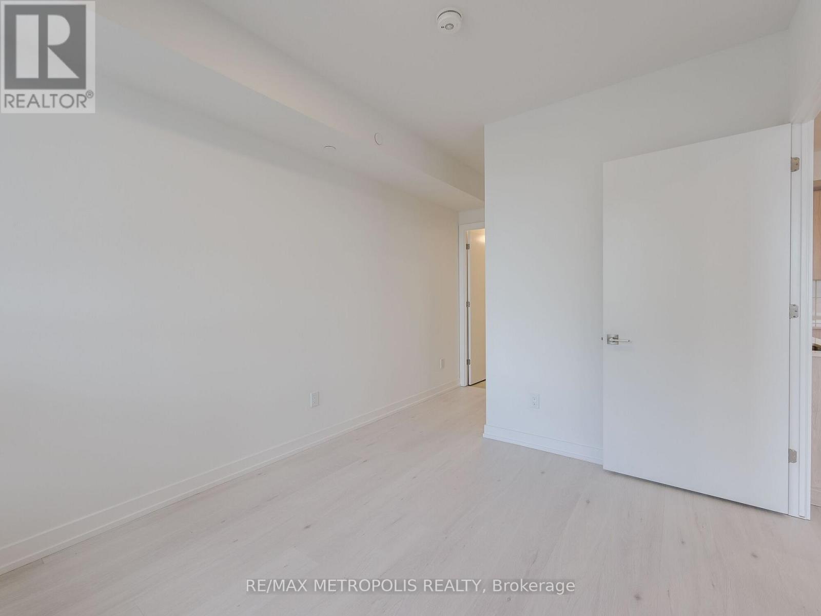 246 - 2501 Saw Whet Boulevard Property Photo 15