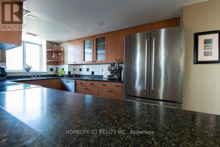 1115 - 300 Webb Drive Property Photo 8