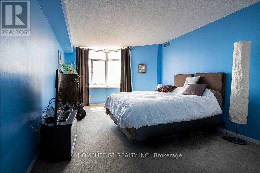 1115 - 300 Webb Drive Property Photo 12