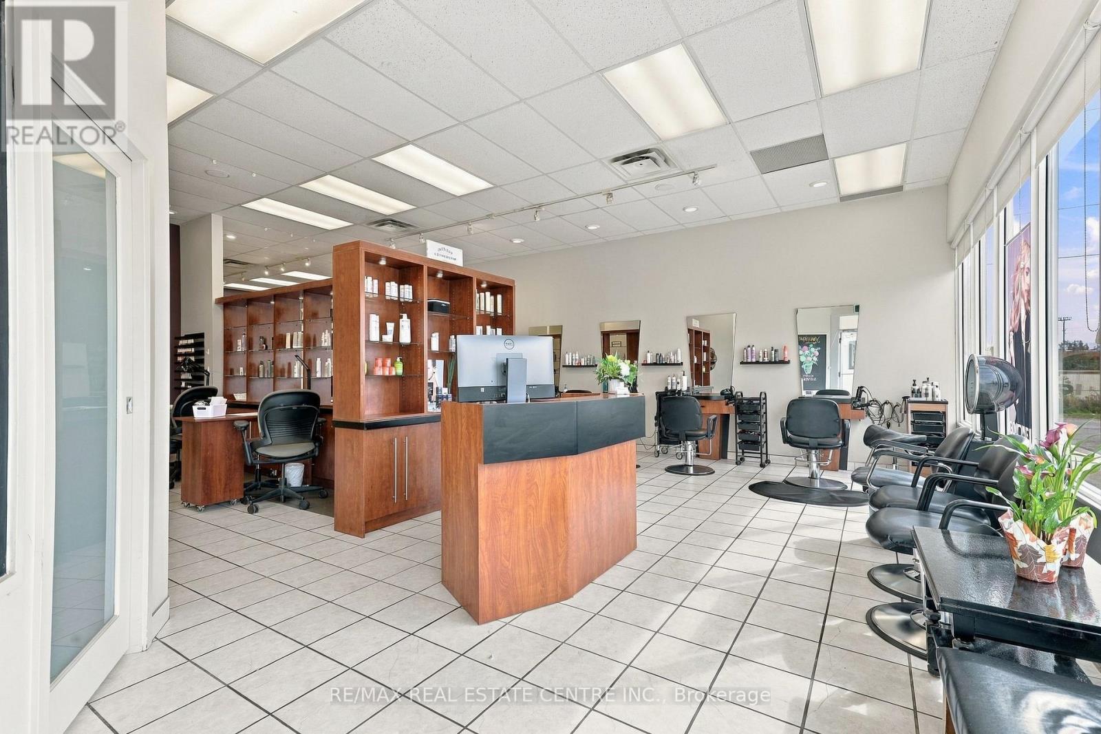 280 Broadway Avenue Property Photo 2