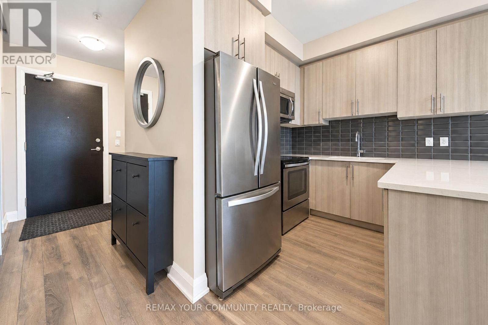 907 - 55 Yorkland Boulevard Property Photo 8