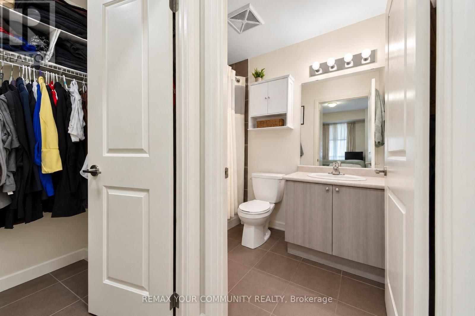907 - 55 Yorkland Boulevard Property Photo 15