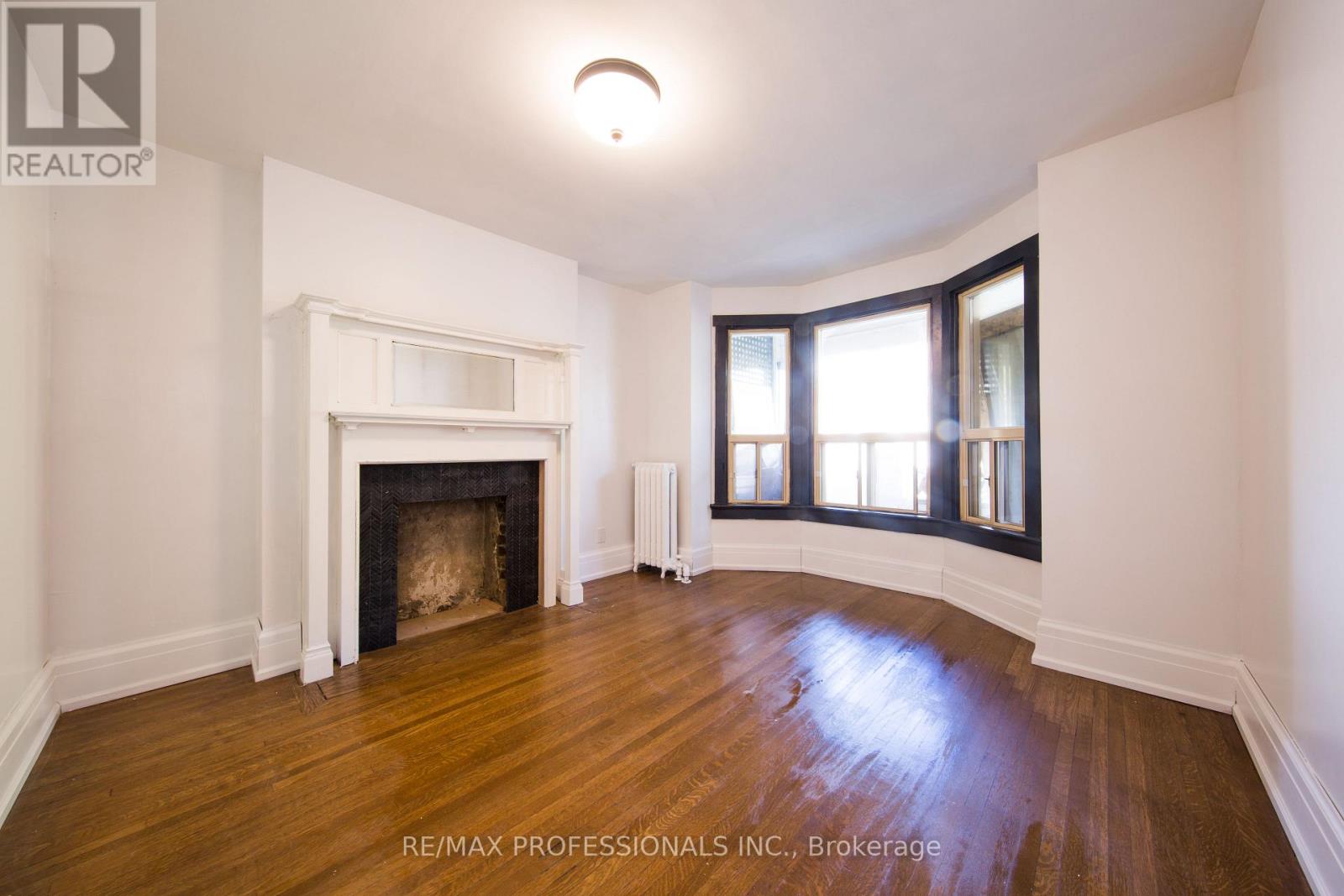 124 Close Avenue Property Photo 8