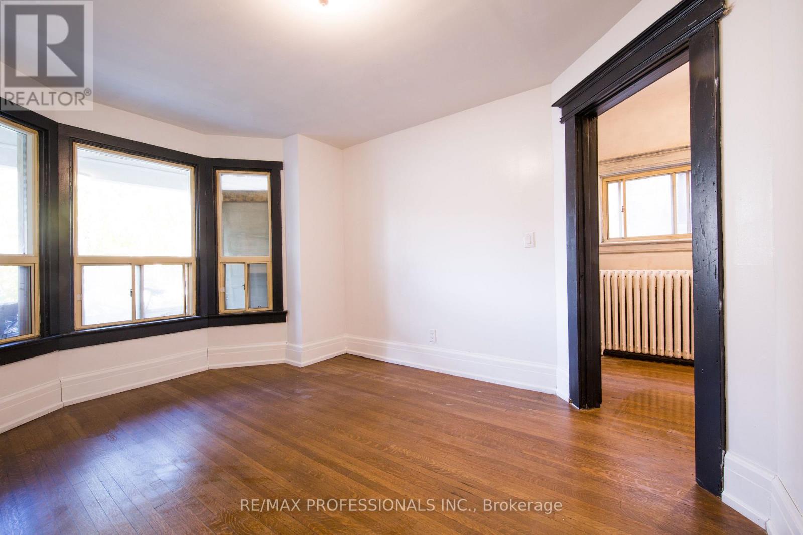 124 Close Avenue Property Photo 9
