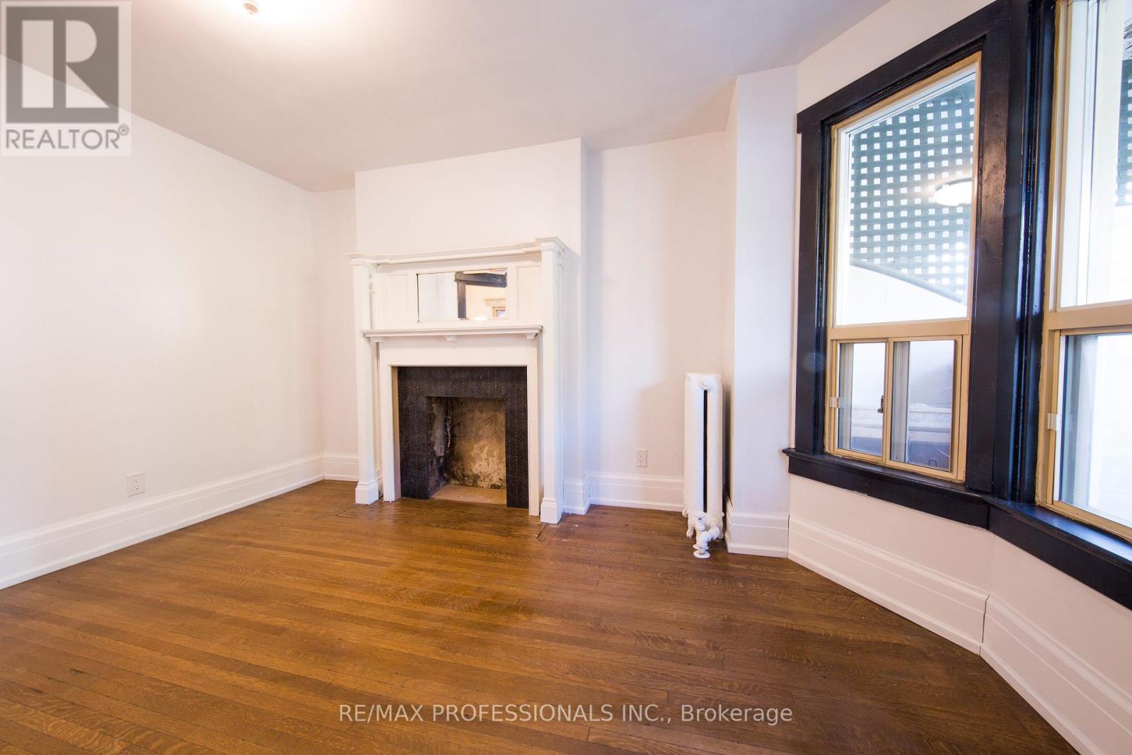 124 Close Avenue Property Photo 10