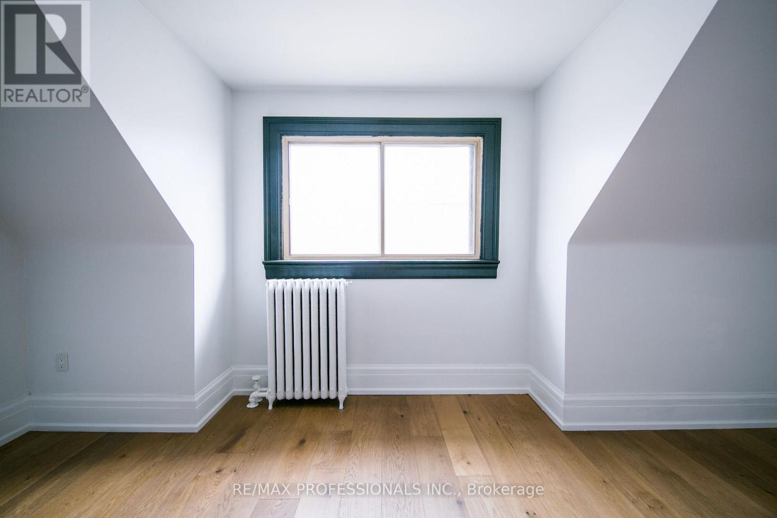 124 Close Avenue Property Photo 25
