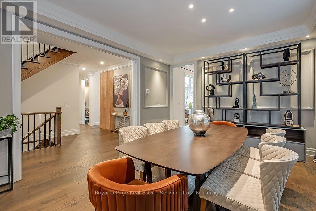 124 Paliser Court Property Photo 8