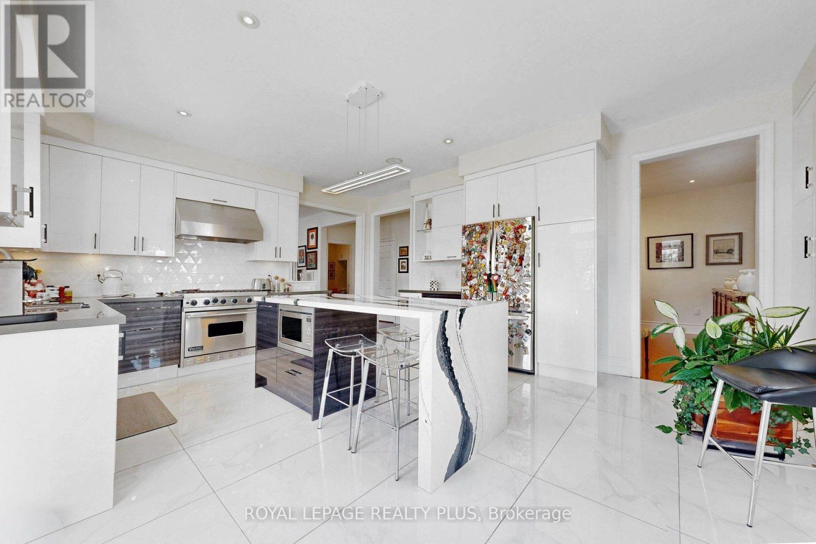 2182 Heathcliff Court Property Photo 12