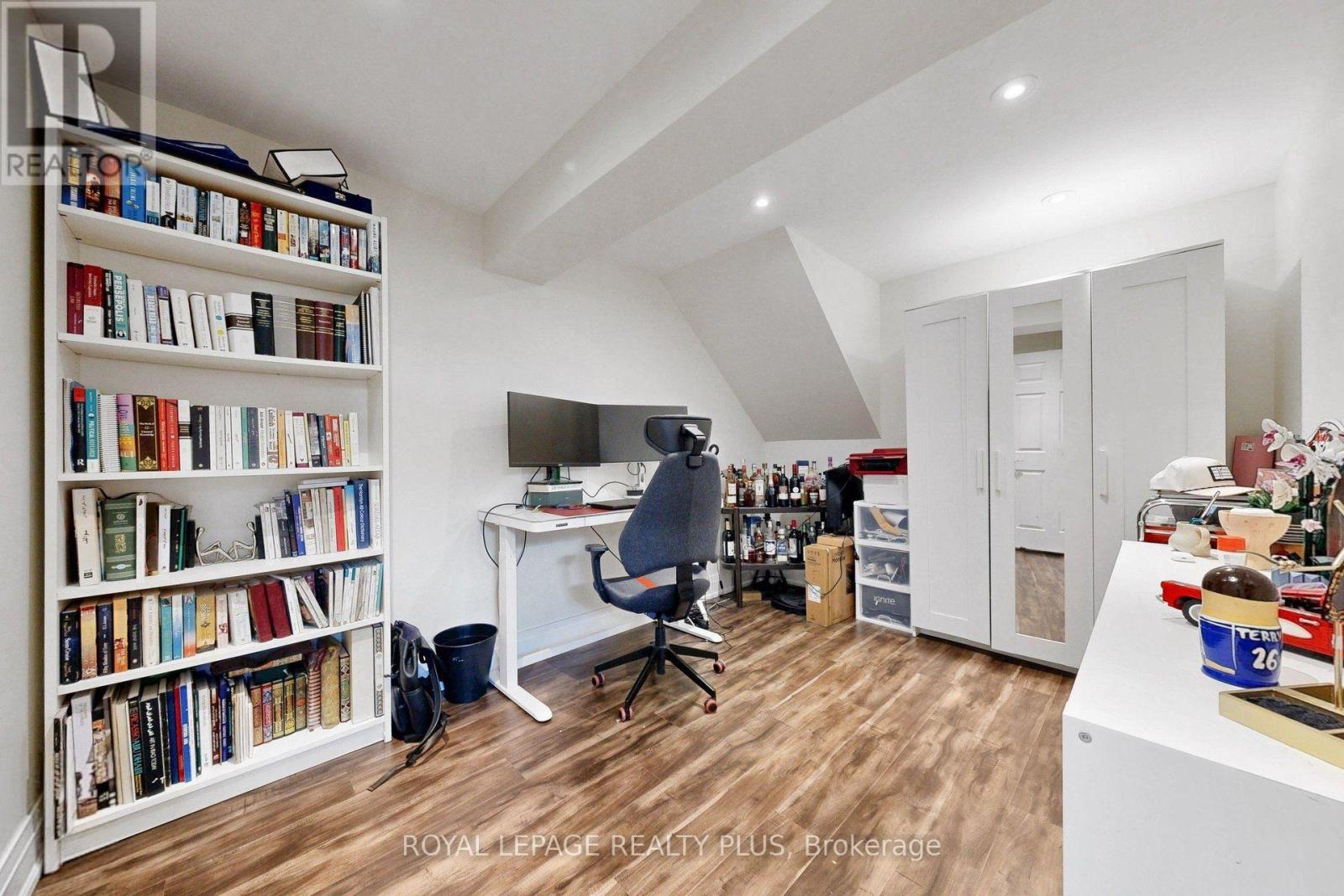 2182 Heathcliff Court Property Photo 34