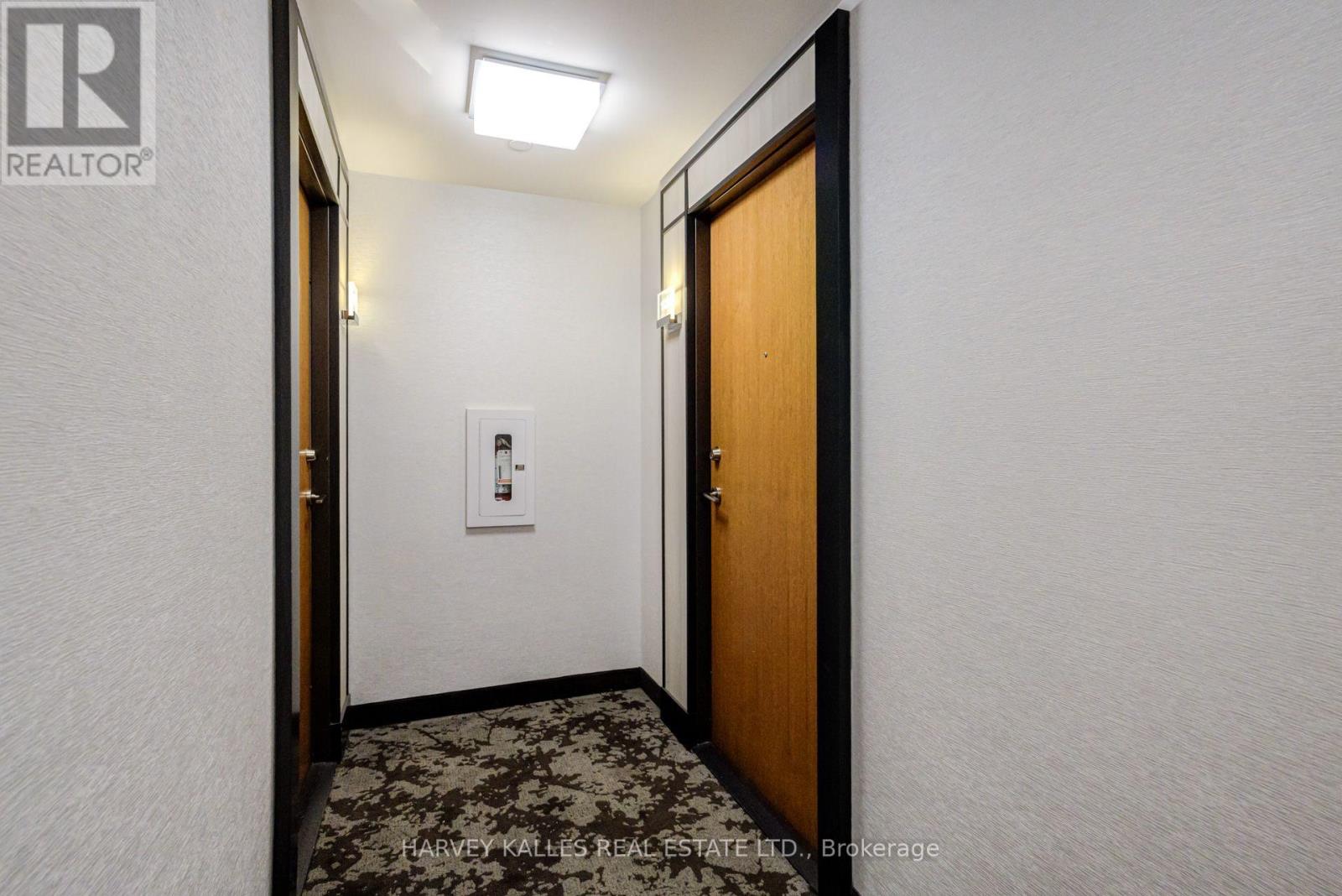1822 - 30 Shore Breeze Drive Property Photo 7