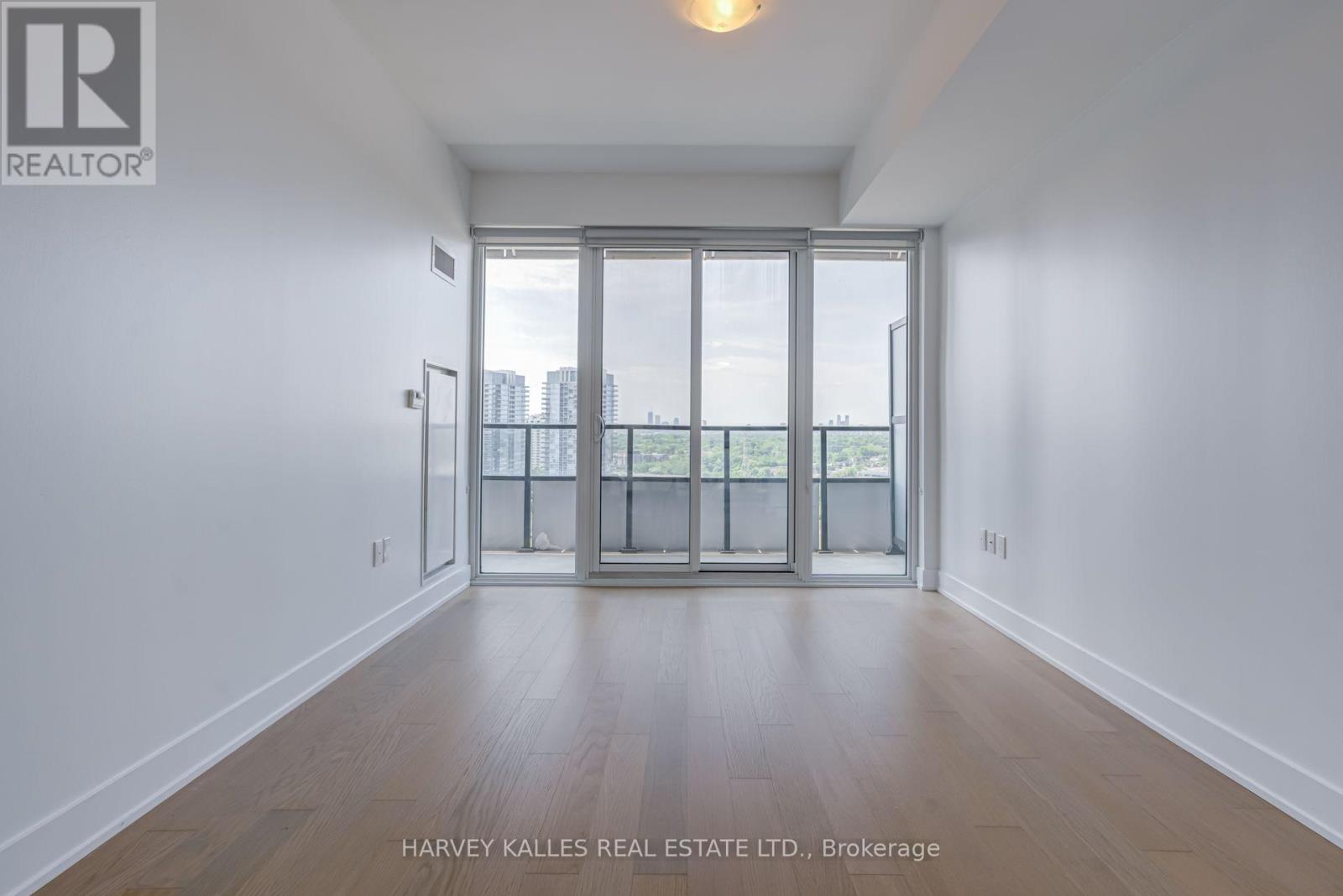 1822 - 30 Shore Breeze Drive Property Photo 15