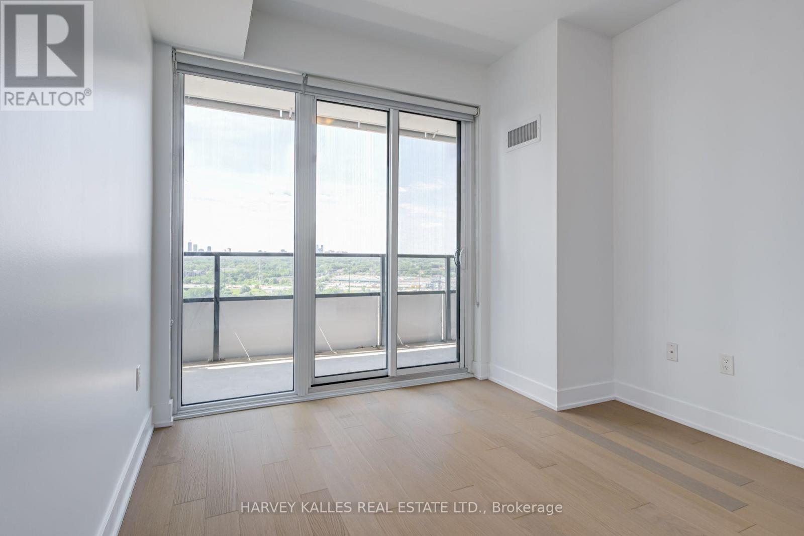 1822 - 30 Shore Breeze Drive Property Photo 20