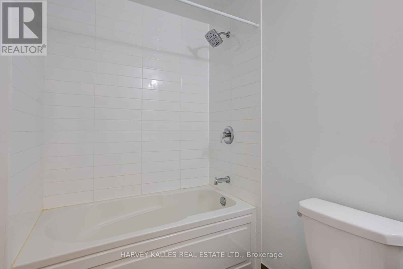 1822 - 30 Shore Breeze Drive Property Photo 25