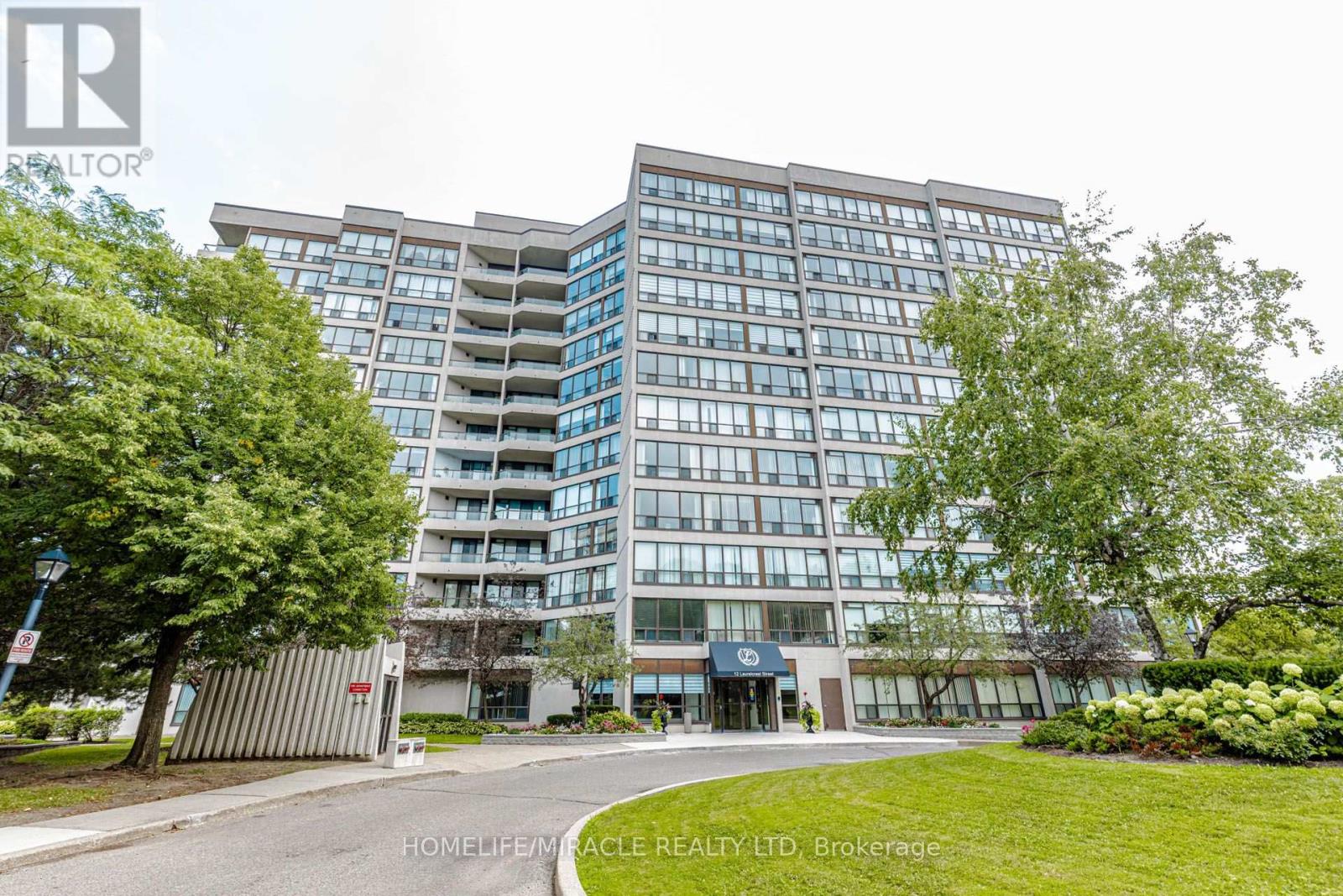 804 - 12 Laurelcrest Street Property Photo 3