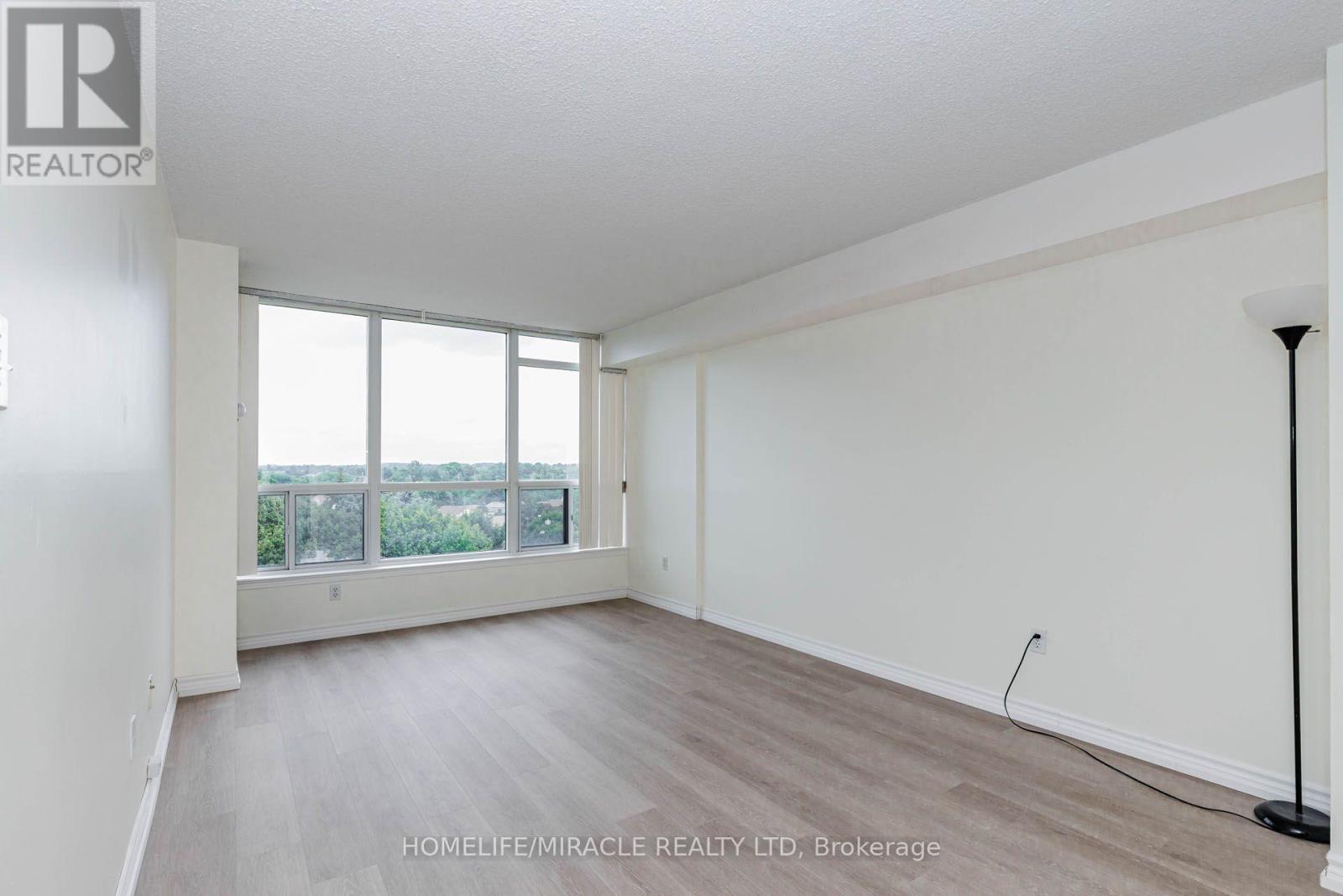 804 - 12 Laurelcrest Street Property Photo 16