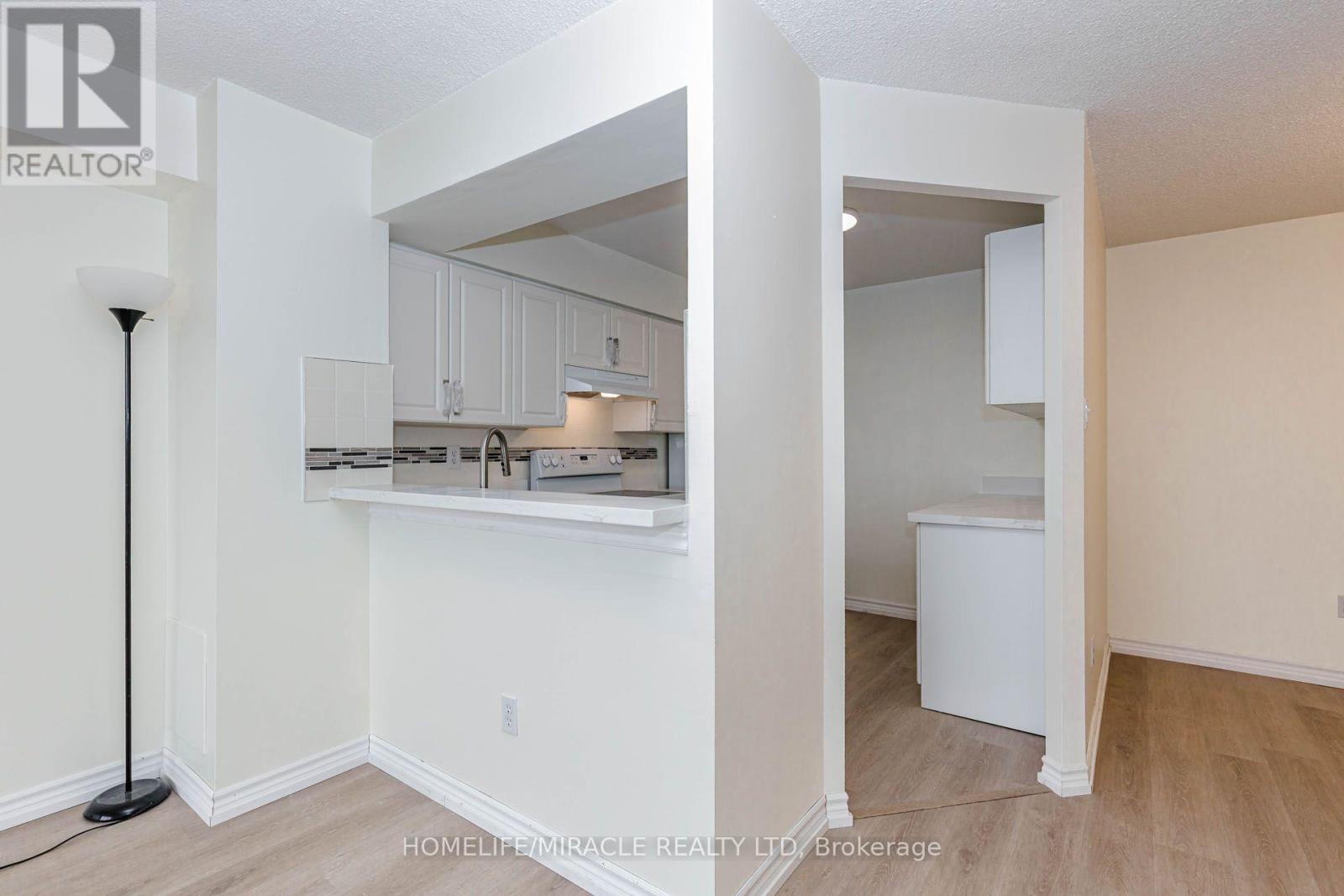 804 - 12 Laurelcrest Street Property Photo 20