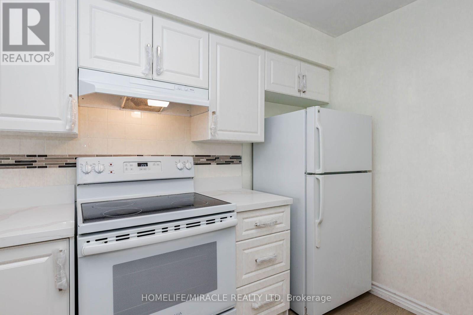 804 - 12 Laurelcrest Street Property Photo 24