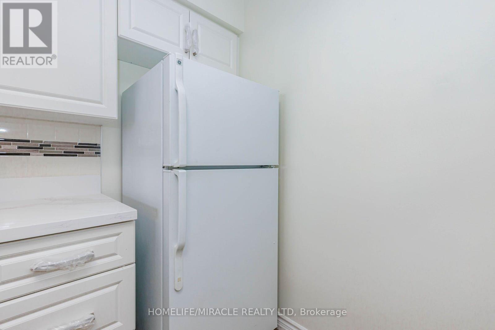 804 - 12 Laurelcrest Street Property Photo 26