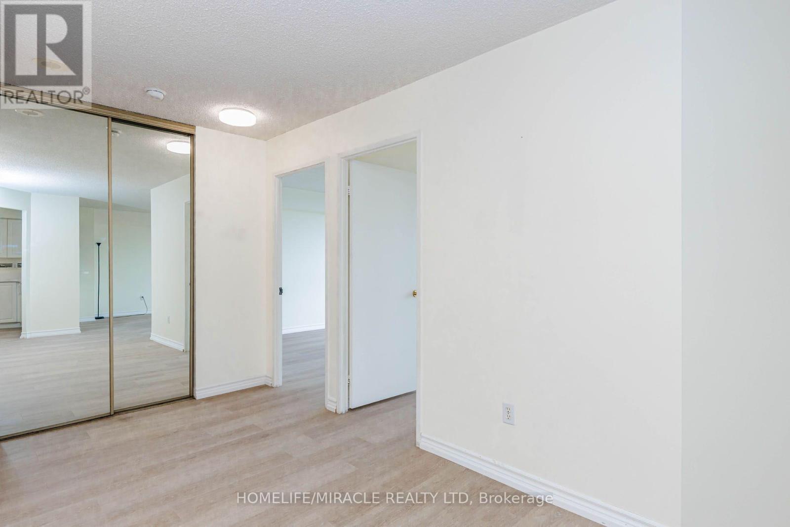 804 - 12 Laurelcrest Street Property Photo 30