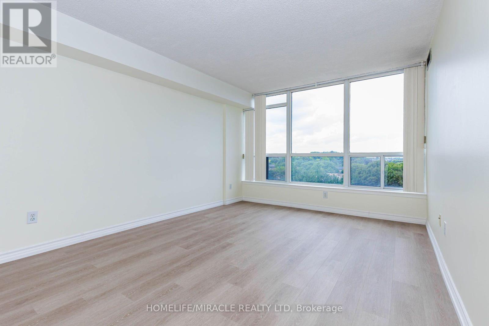 804 - 12 Laurelcrest Street Property Photo 31